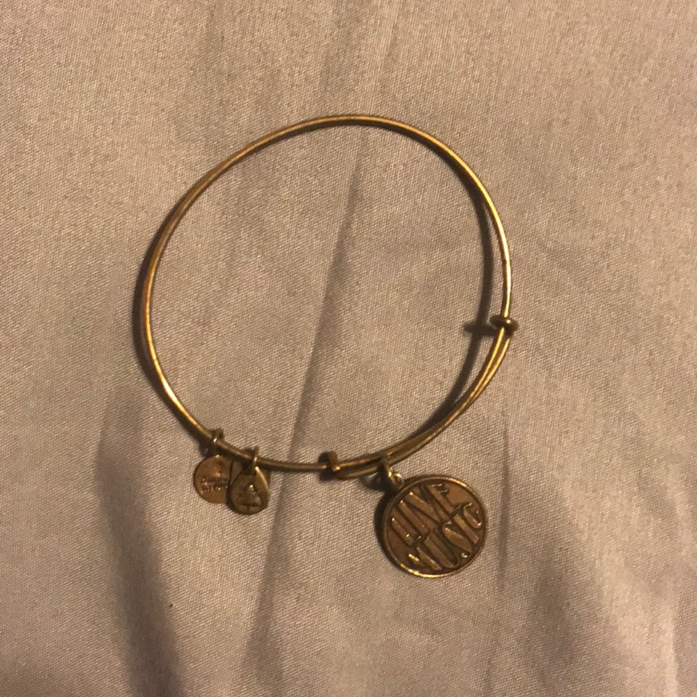 Alex and Ani Live Music bracely